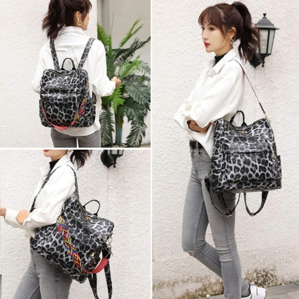 Hailee Convertable Bag - White Leopard - Picture 5 of 6